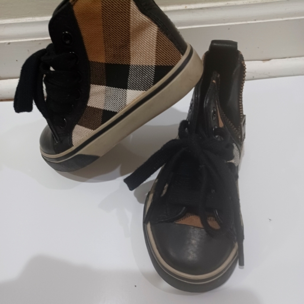 Burberry shoes uk size 23 us size 7